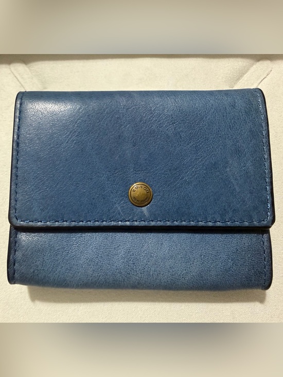 Coach Handbags - Vintage Coach Mini Wallet
